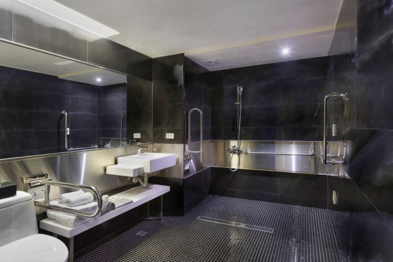 Hotels Here - Taipei Exterior photo