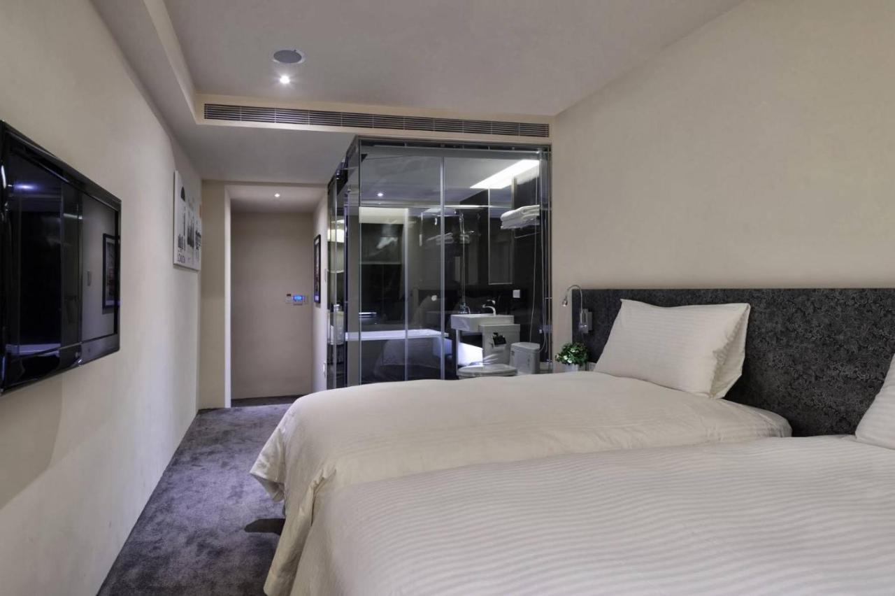 Hotels Here - Taipei Exterior photo