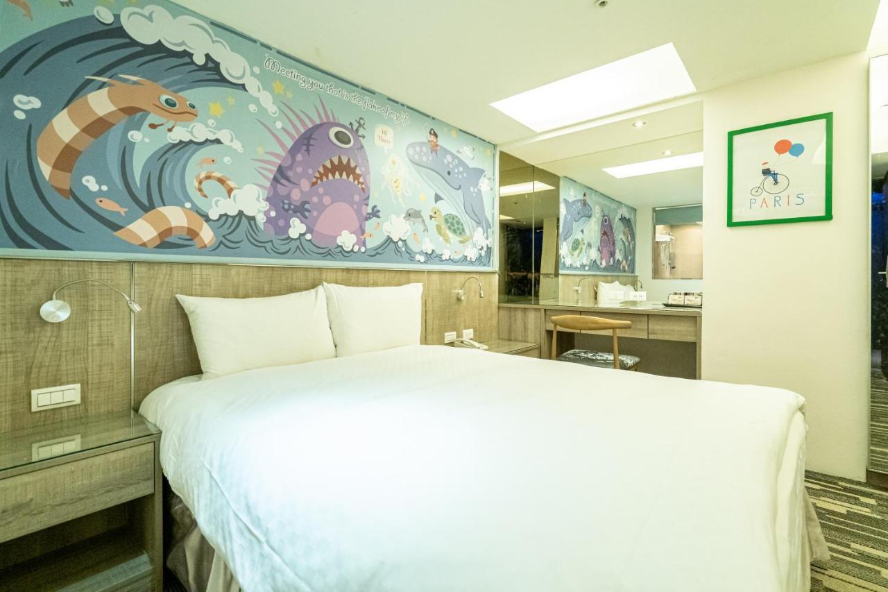Hotels Here - Taipei Exterior photo